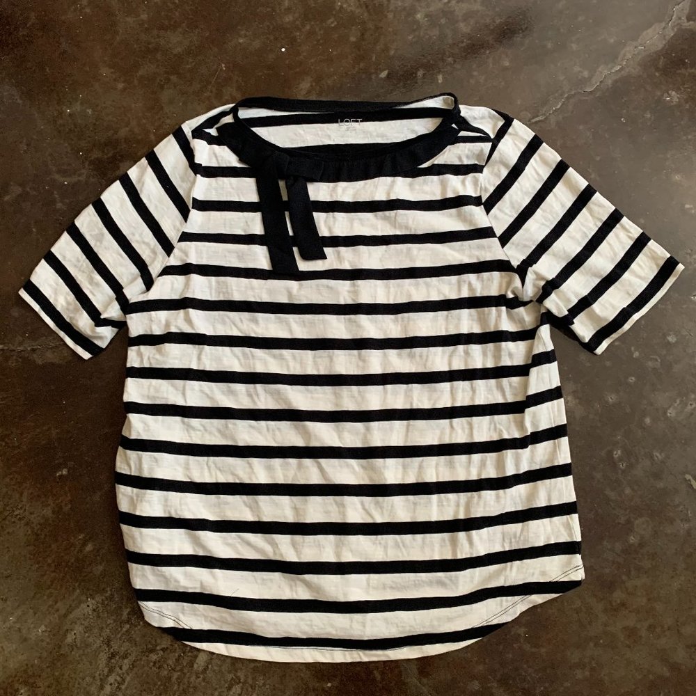 XL LOFT black and white striped top